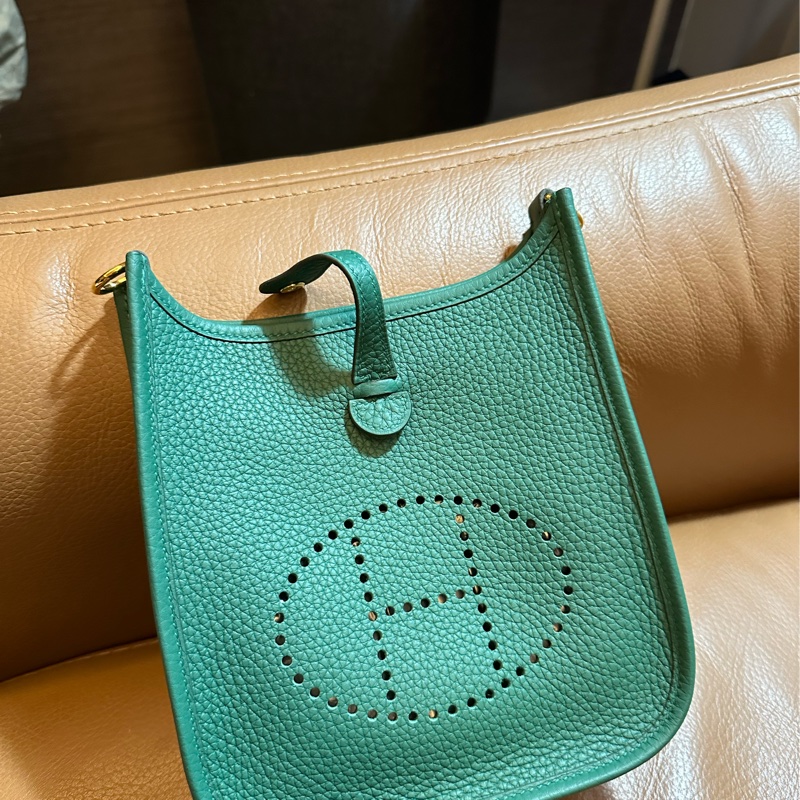 售出-Hermes mini evelyne 全新 中綠色 vert moyen-1