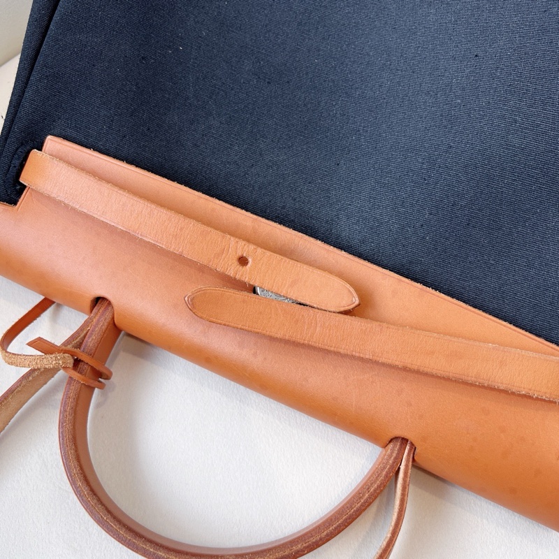 HERMES 棕拼黑帆布HERBAG31-5