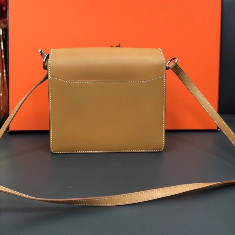 Hermes愛馬仕Roulis豬鼻子19金棕色馬鞍皮X刻-1