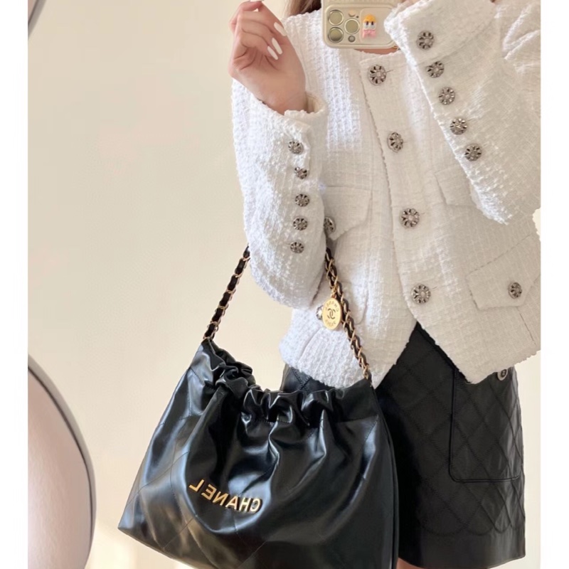 CHANEL 22BAG 稀有橫版 黑/金扣 24C-2