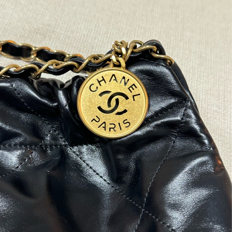 CHANEL 22BAG 稀有橫版 黑/金扣 24C-12