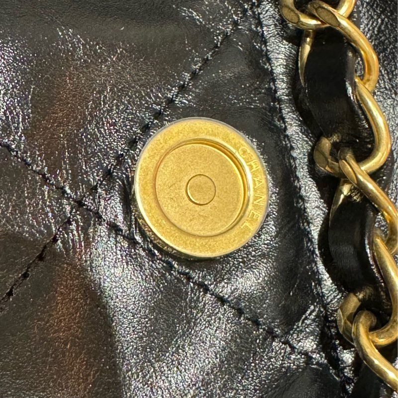 CHANEL 22BAG 稀有橫版 黑/金扣 24C-15