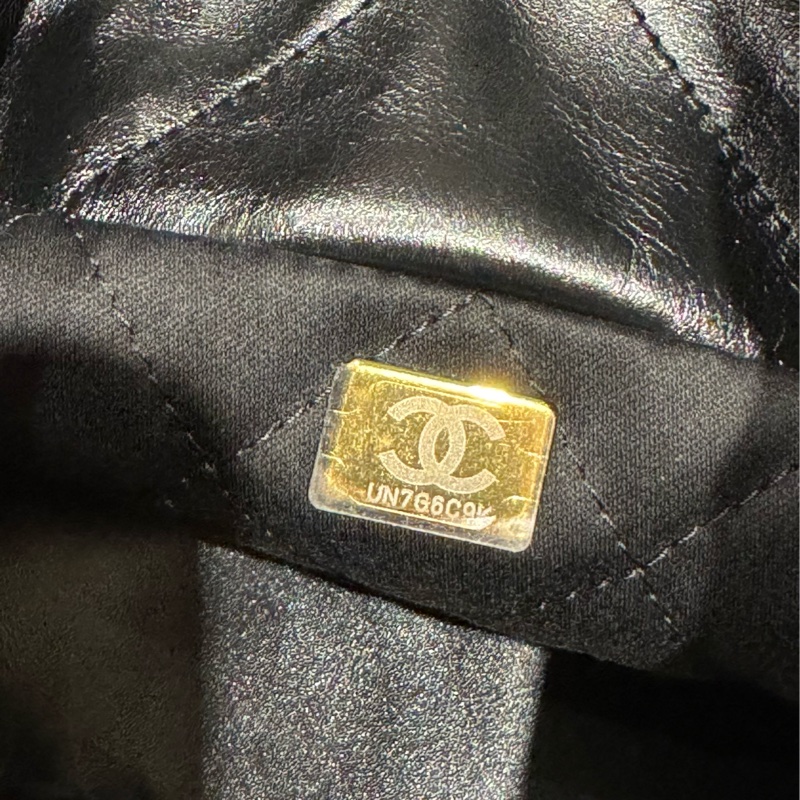 CHANEL 22BAG 稀有橫版 黑/金扣 24C-16