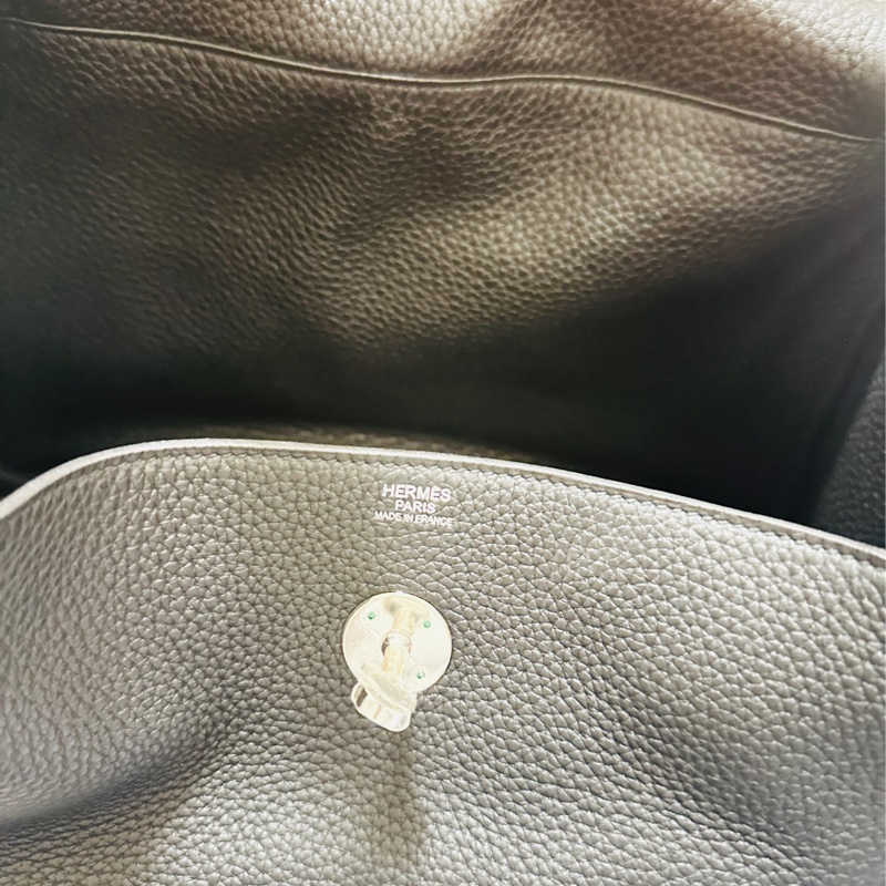 HERMES Lindy 34 TC牛皮轉釦手提包 肩背包兩用包(34CM/黑)愛馬仕限定款-10
