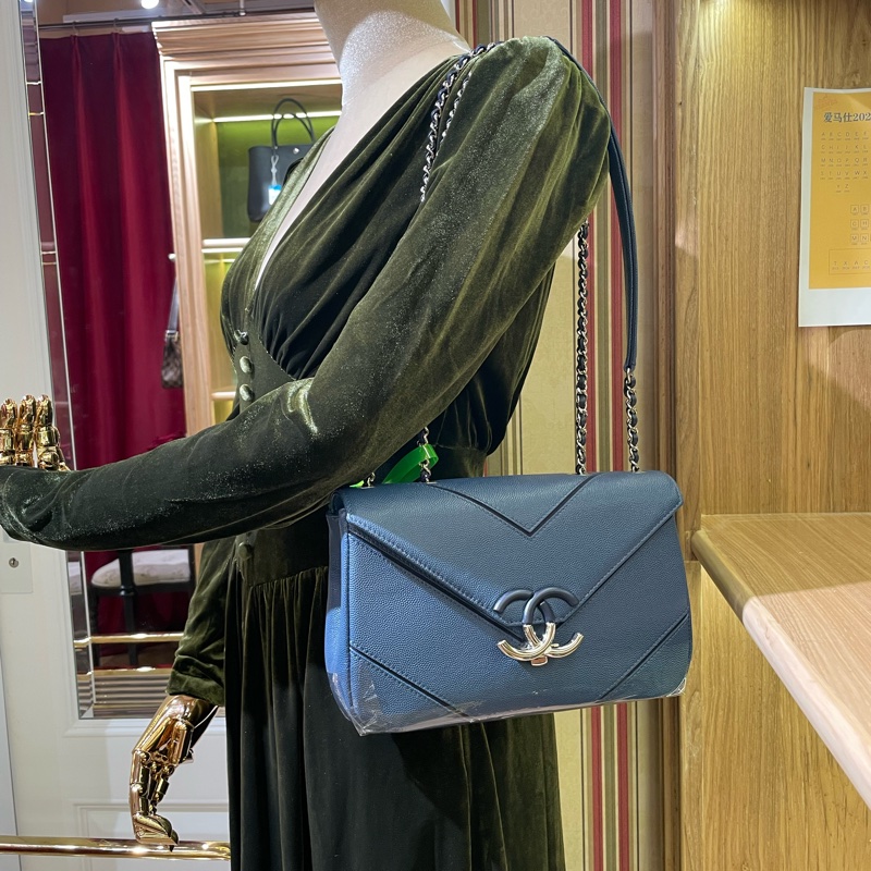 [已售出❌］🉑預定 CHANEL 雙C logo荔枝牛皮 23cm 銀扣 23開-2