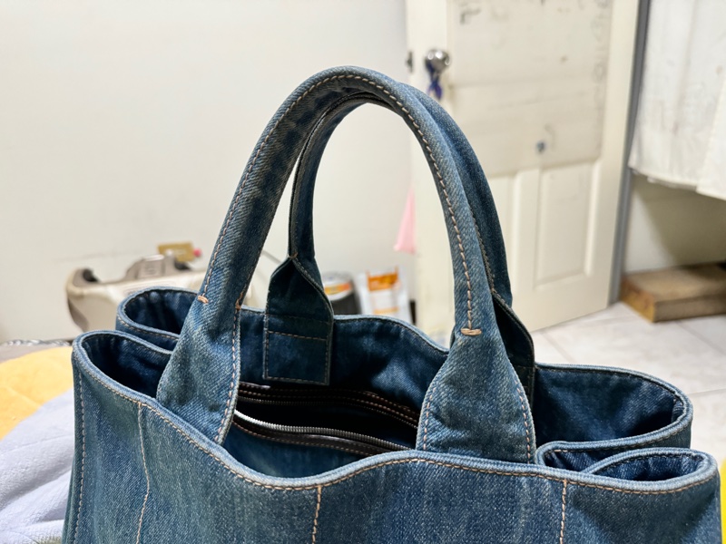 Prada牛仔托特包 (大)-10