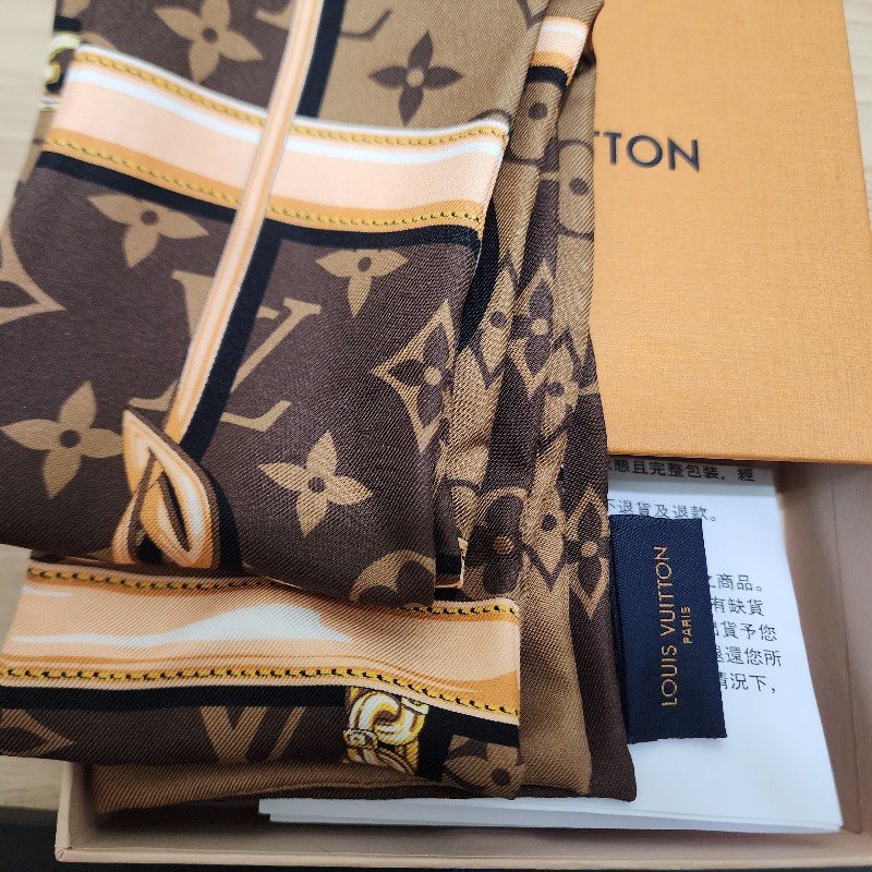 lv 經典長絲巾-4