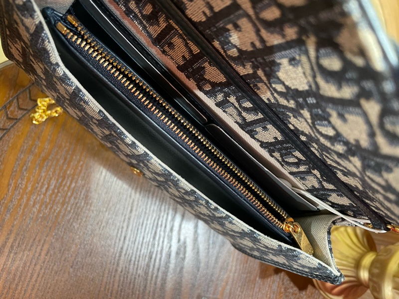 [已售出❌]Dior Bobby East-West 鏈條WOC-6