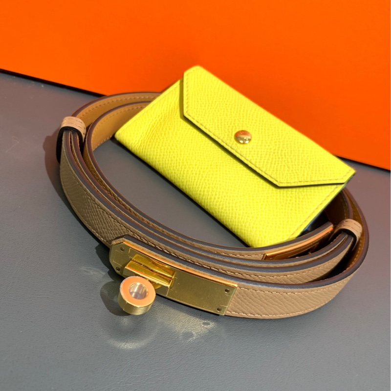 Hermes愛馬仕Kelly pocket檸檬金扣u刻內拼酪梨綠腰帶卡包-0