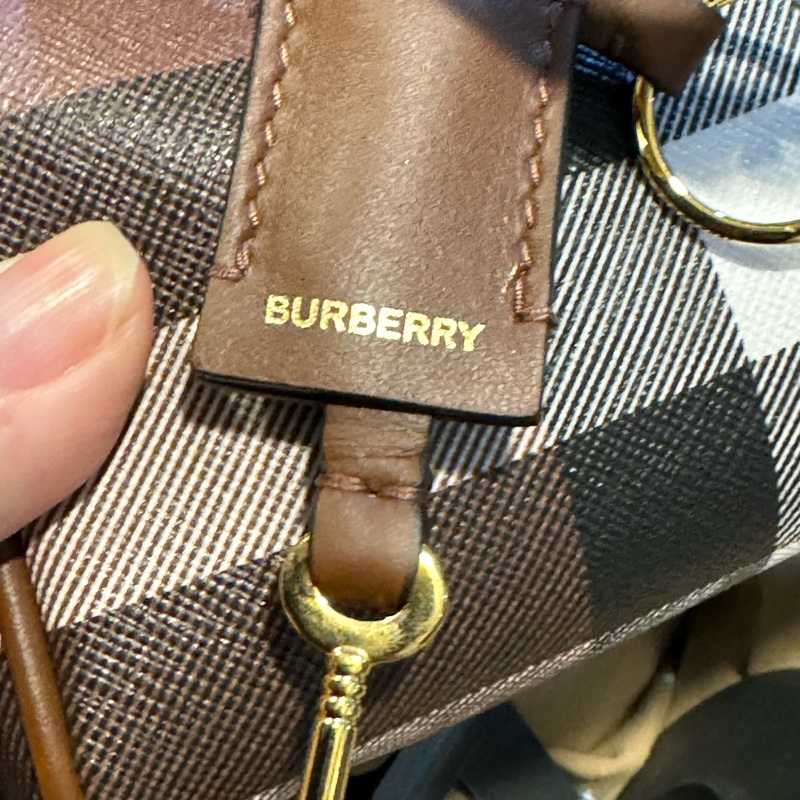 全新2024新品 Burberry 迷你格紋波士頓包保齡球包 深樺木棕-27