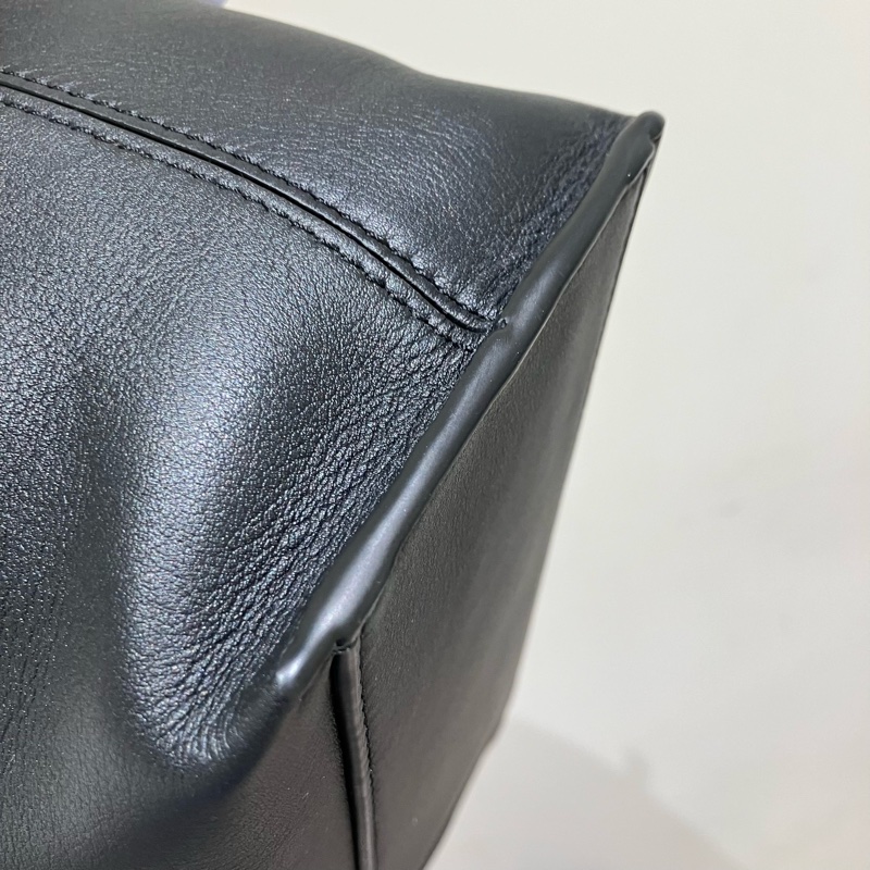 LOEWE 挪威小號不織布帶包包CUBI SMALL CROSSBODY BAG LAMBSKIN-14