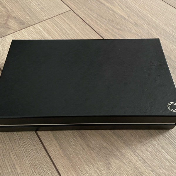 萬寶龍MONTBLANC 匠心系列 防刮男長夾 113219 黑色-11