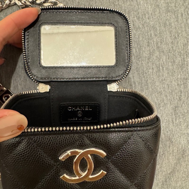 香奈兒小化妝包-12