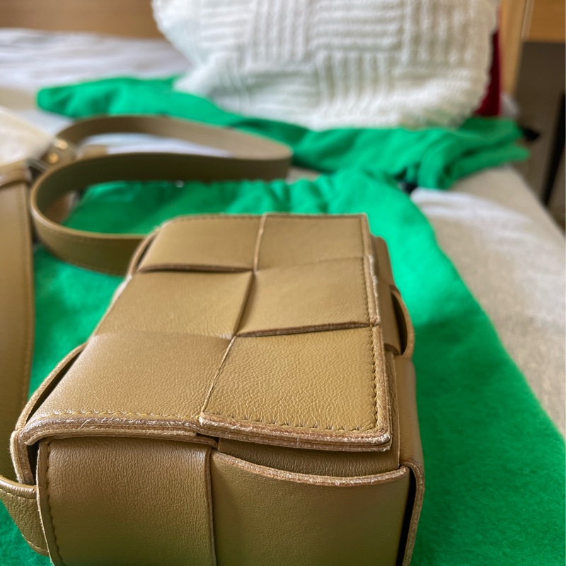 Bottega Veneta candy cassette acorn 橡果棕mini bag 六格 羊皮 BV-4