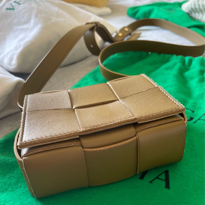 Bottega Veneta candy cassette acorn 橡果棕mini bag 六格 羊皮 BV-5