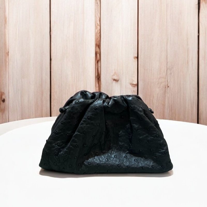 BV黑鴕鳥雲朵包--1