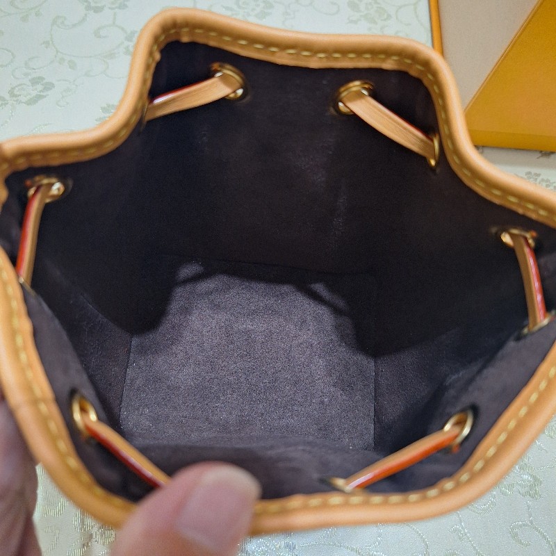 LV nano noe 老花小水桶包-16