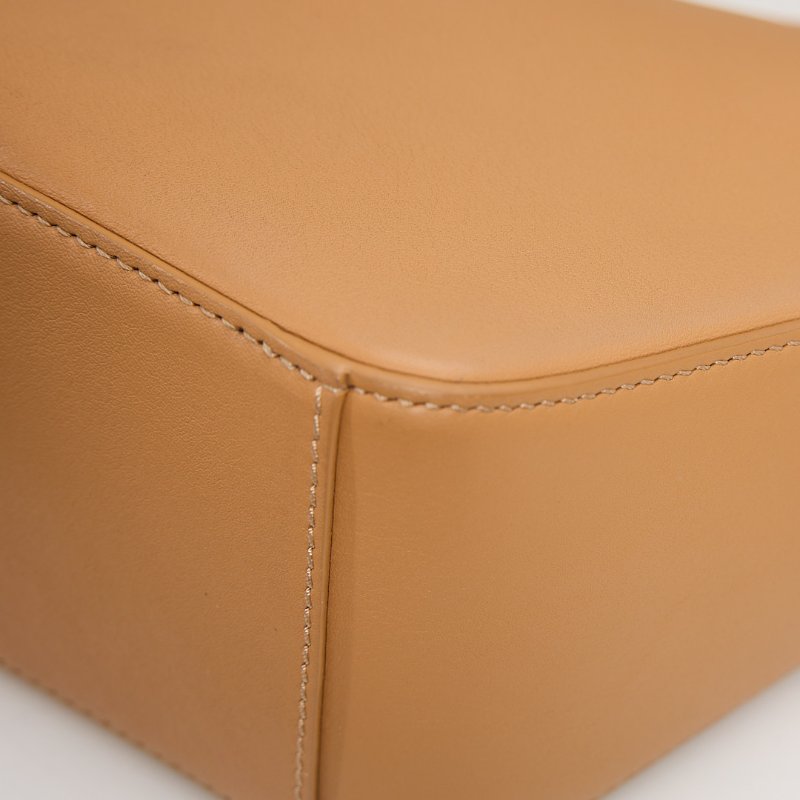 Loewe hammock hobo暖沙色-18