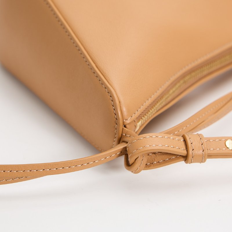 Loewe hammock hobo暖沙色-20