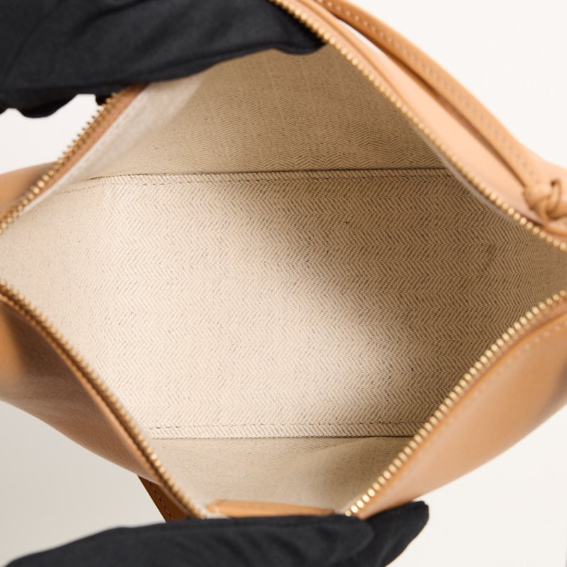 Loewe hammock hobo暖沙色-25