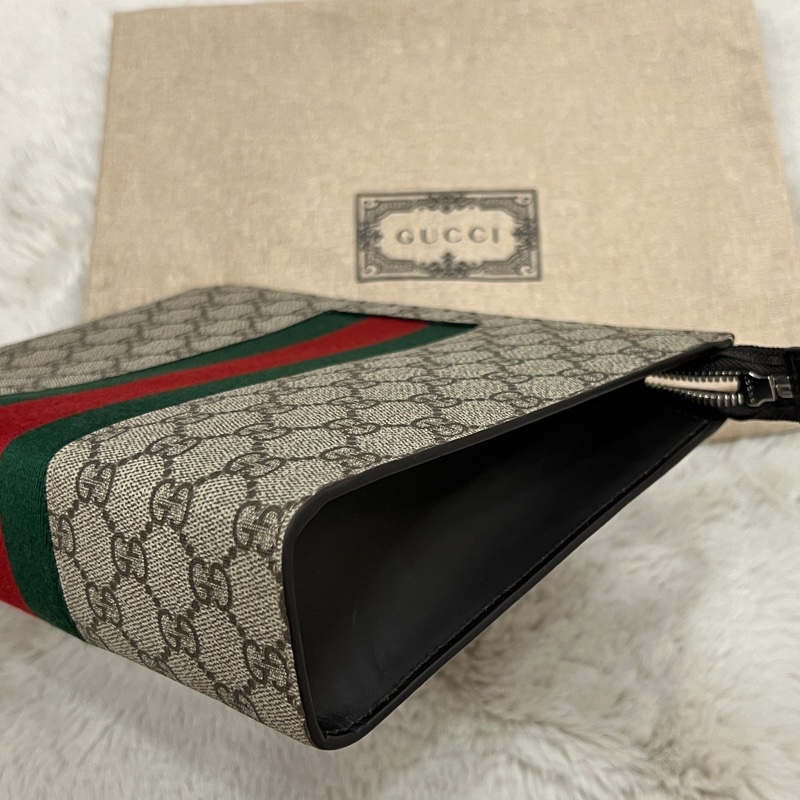 GUCCI 老花手拿包-1