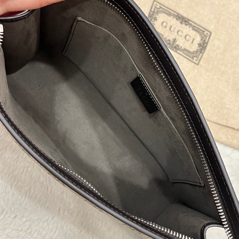 GUCCI 老花手拿包-3