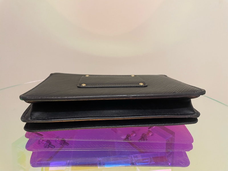 Louis Vuitton Twist Woc 金釦鏈帶兩用包-2