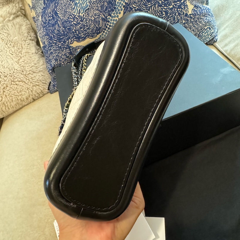 Chanel 香奈兒 小號流浪包 最美的黑白配色 全套含證-3