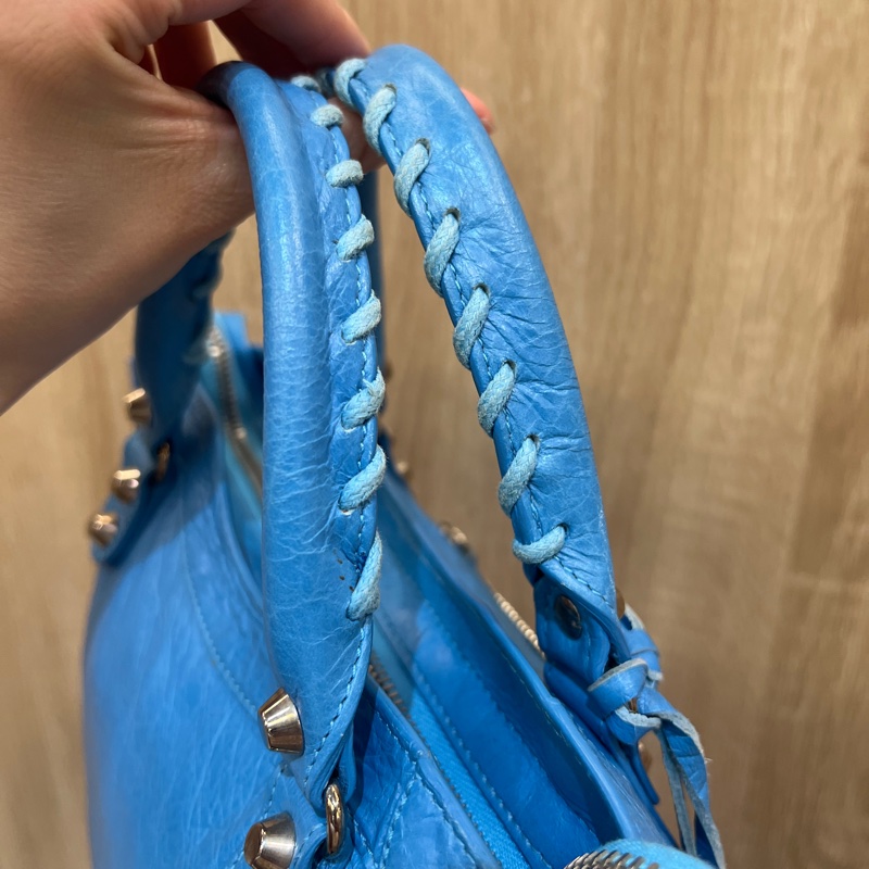 Balenciaga 天空藍復刻羊皮銀釦mini city機車包-12