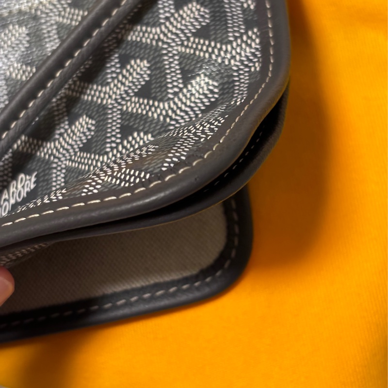 GOYARD PLUMET 信封包 灰色 九成新 附正本購證-5