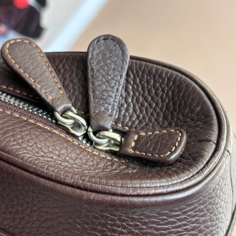 ::LOEWE:: 咖色皮革VINTAGE 80S Y2K 手提包 腋下包 加吊飾超可愛-12