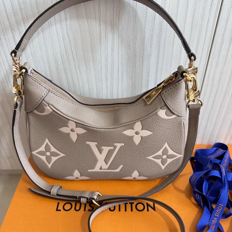 Lv斑鳩灰壓紋牛角包晶片款-0