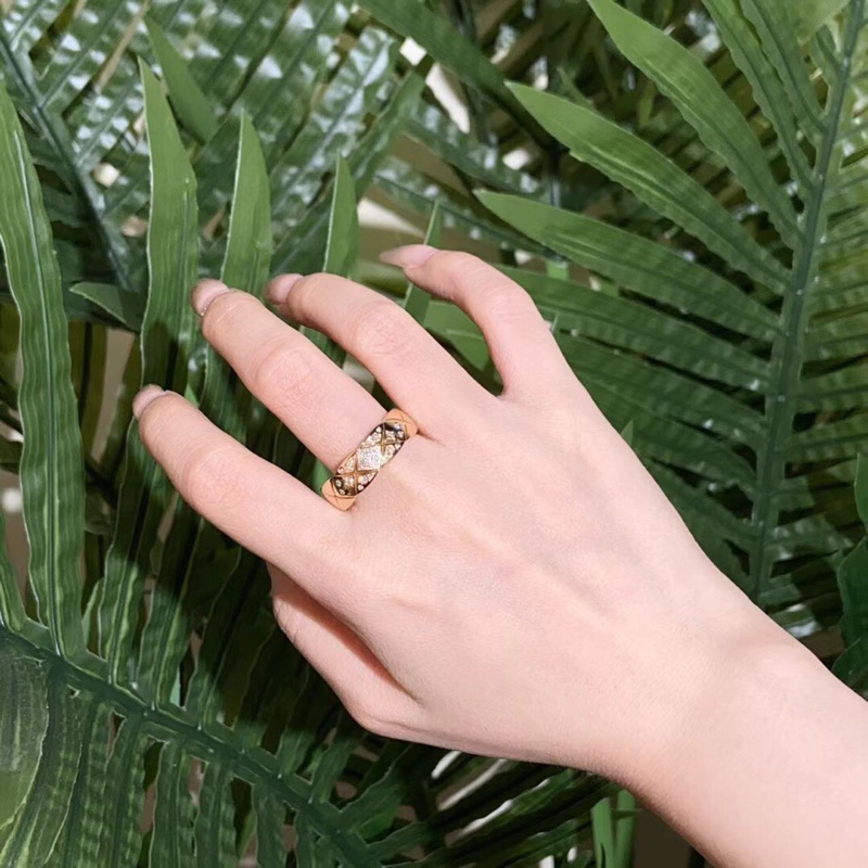 Chanel香奈兒coco crush黃金寬版鑲鑽58號戒指 2019年購入-3