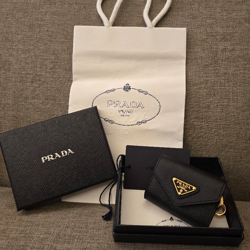 Prada  Airpods  Pro  保護套／鑰匙圈／吊飾-0