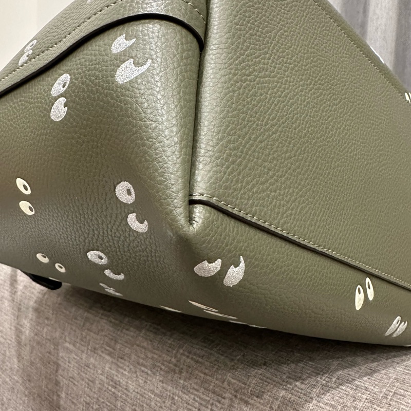 Coach*Disney Dark Fairy Tale暗黑童話系列tote托特包-7