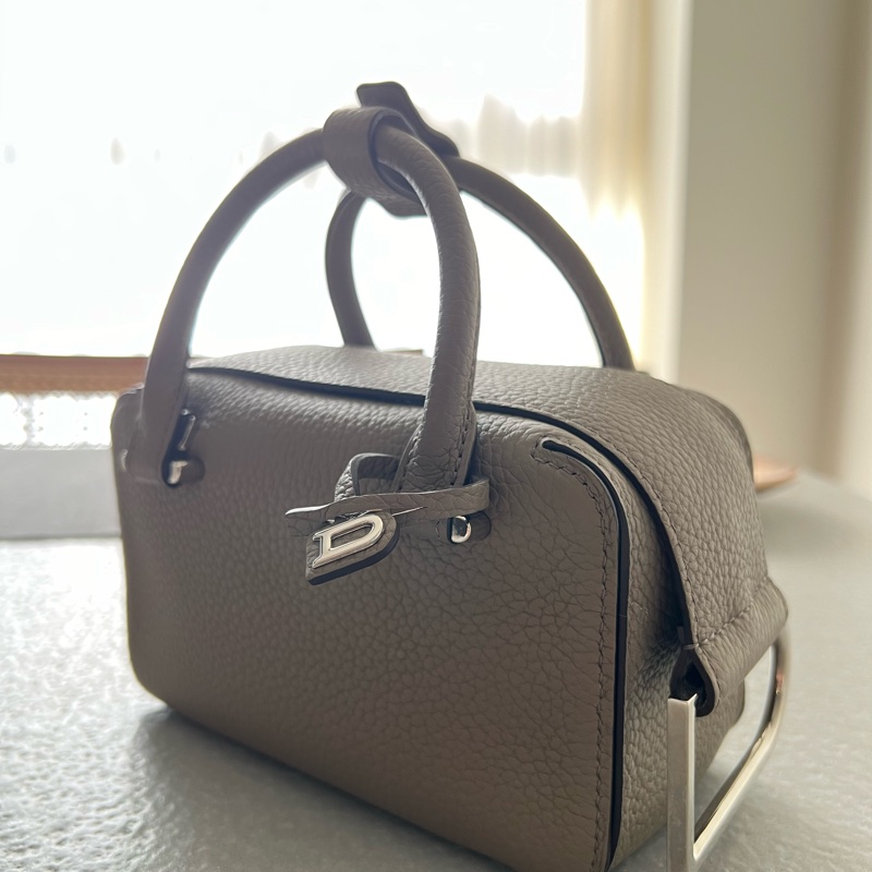 Delvaux Cool Box Nano 稀有大象灰-5