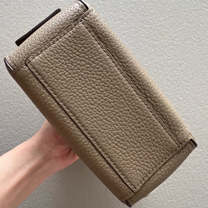 Delvaux Cool Box Nano 稀有大象灰-7