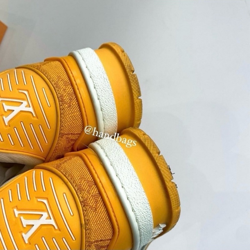 LV Trainer Sneaker 限量 黃色 牛仔 Logo 休閒鞋 運動鞋 UK5 1A9JG3-2
