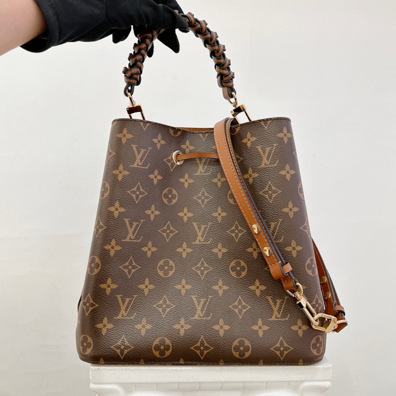 LV 老花水桶包肩背包-1