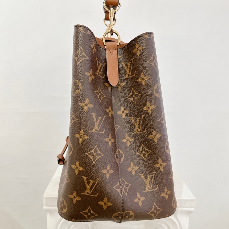 LV 老花水桶包肩背包-2