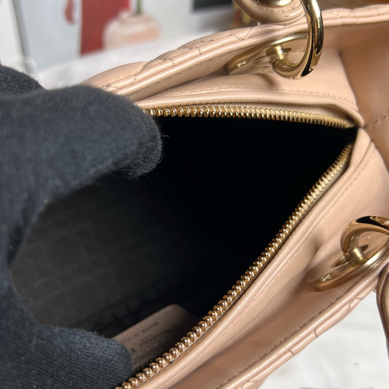 DIOR Lady Dior 五格黛妃包 裸粉色-22