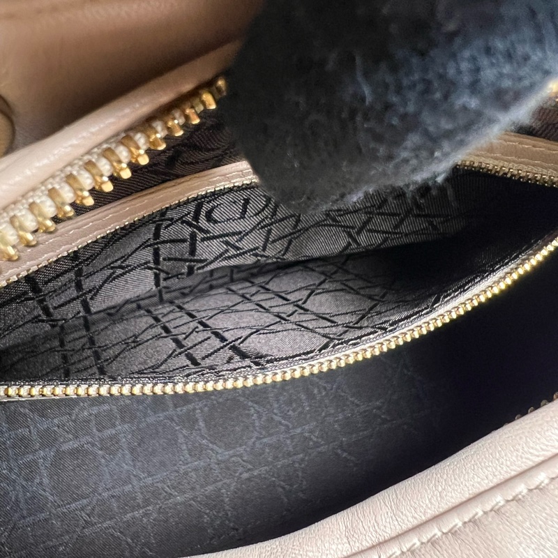 DIOR Lady Dior 五格黛妃包 裸粉色-25