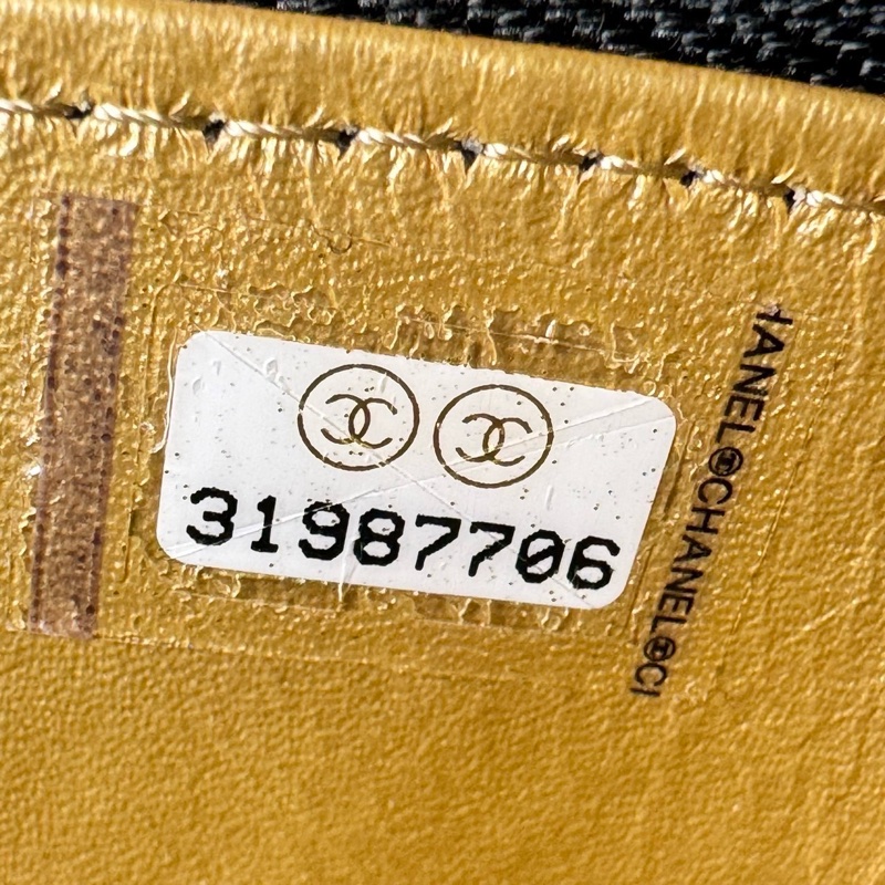 香奈兒 Chanel 22S核桃金球長盒子 化妝包 ⭕️⭕️近新⭕️⭕️-8