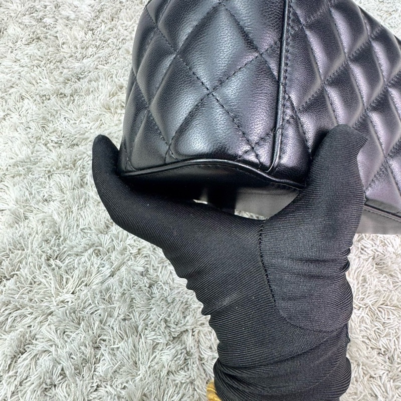 香奈兒 Chanel 22S核桃金球長盒子 化妝包 ⭕️⭕️近新⭕️⭕️-16