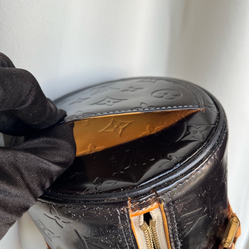 （福利品）LV 黑老花 圓筒包 手提包-11