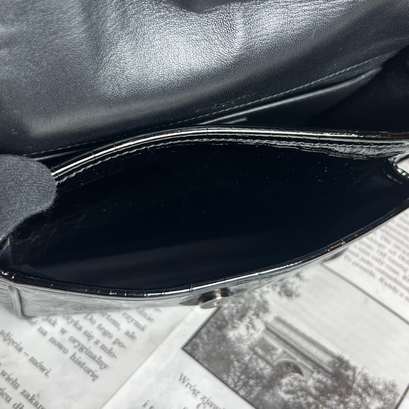 ysl baby niki 亮黑鱷魚紋 《台灣購證》-22