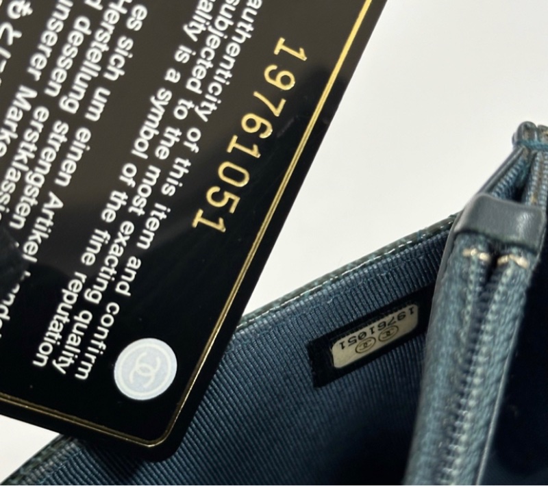 Chanel漆皮Woc包-1