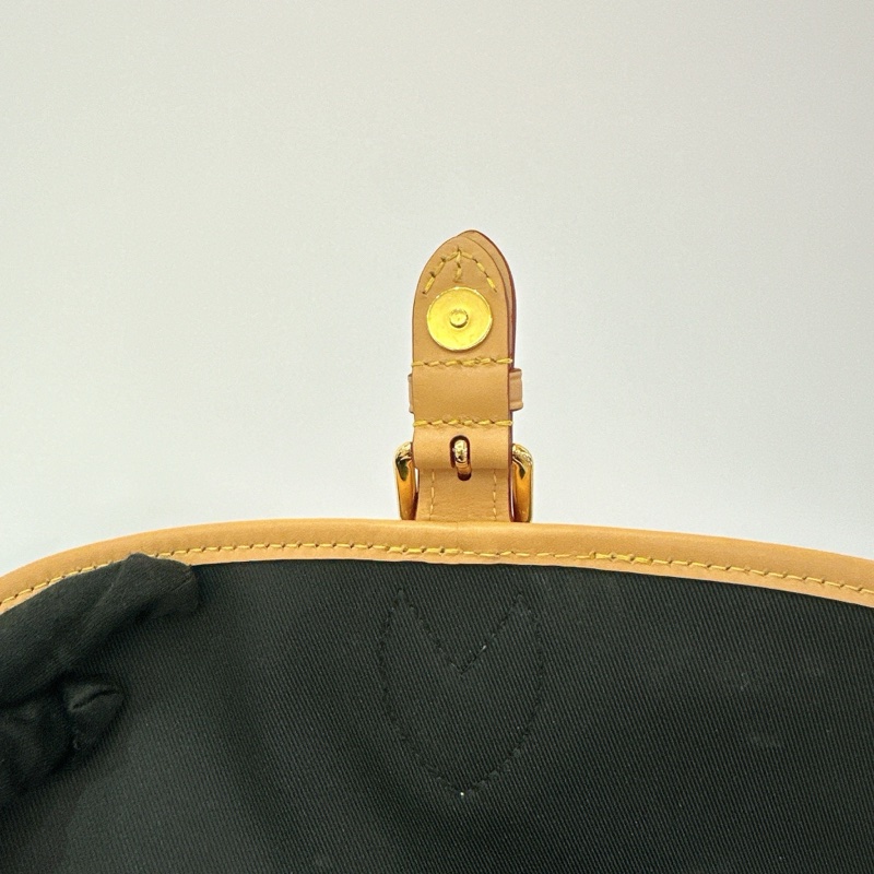 LV 老花翻蓋法棍包-17