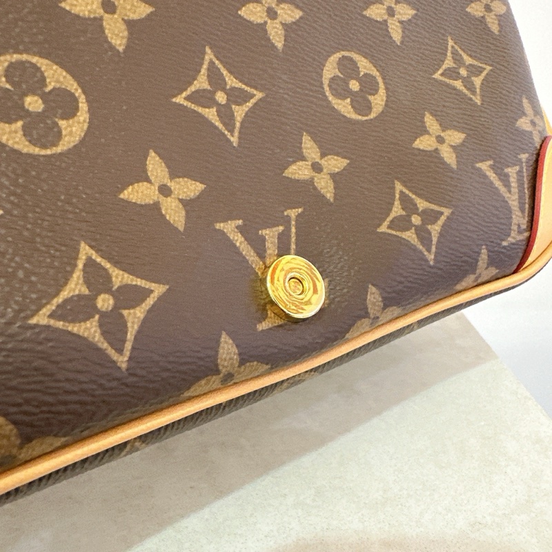 LV 老花翻蓋法棍包-18