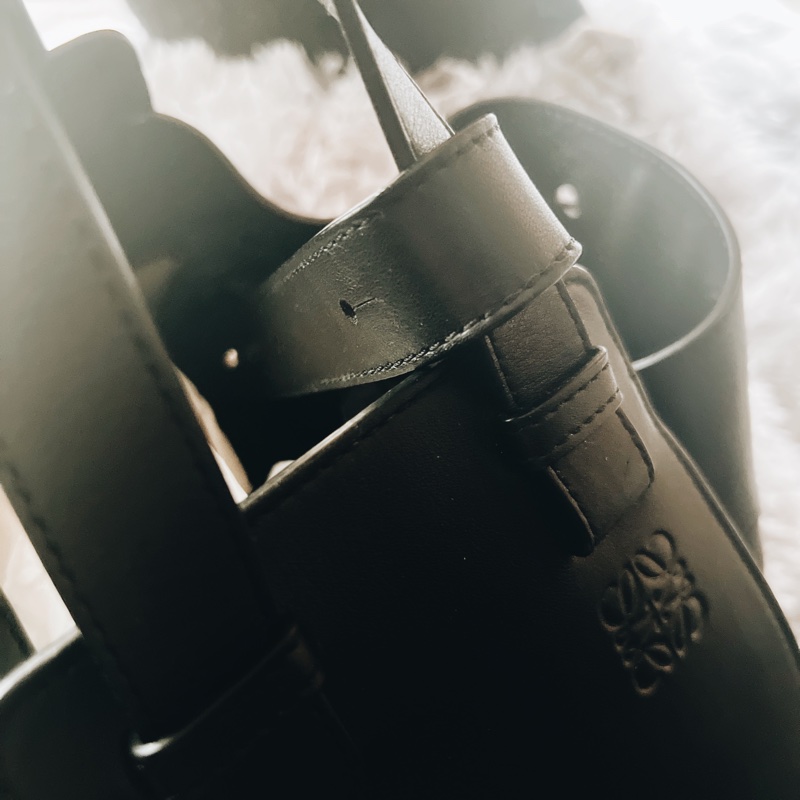 LOEWE-HAMMOCK[附贈]小牛皮吊繩+大象大骰子-黑抽繩(已絕版)吊床包 Medium 中號 85新-10